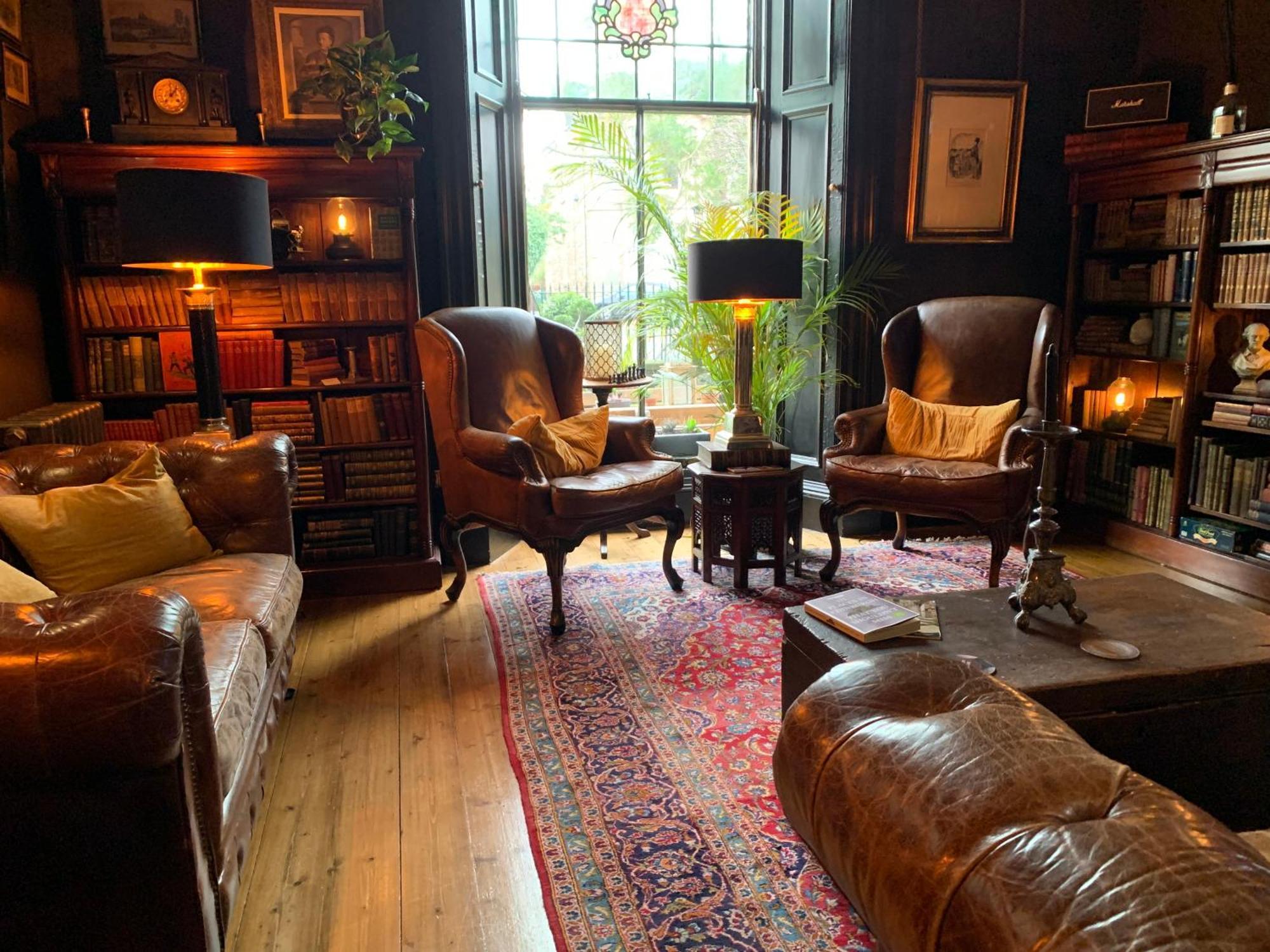 23 Mayfield — Photos 2